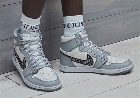 where are the dior jordans dropping|Dior air jordan 1 release date.